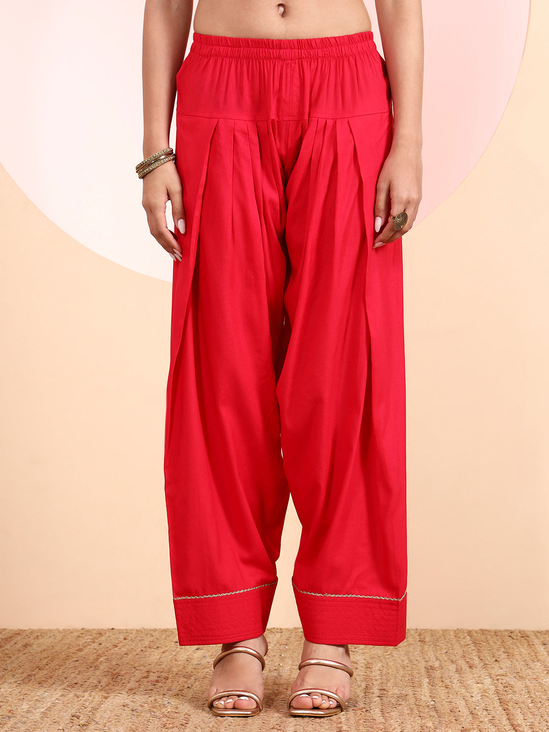 Kurta Set – Stylish & Comfortable
