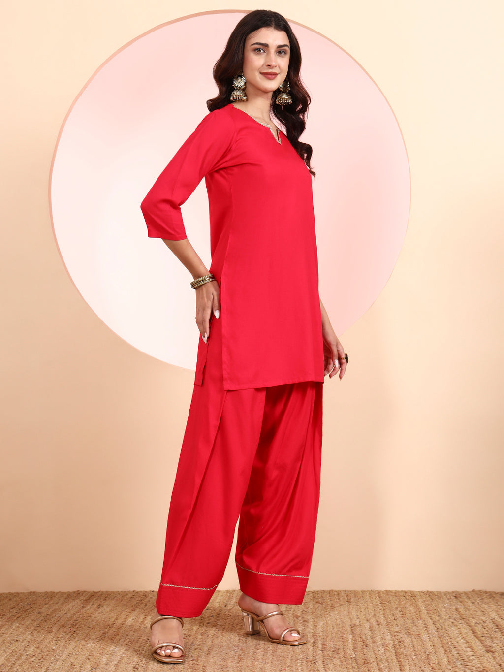 Kurta Set – Stylish & Comfortable