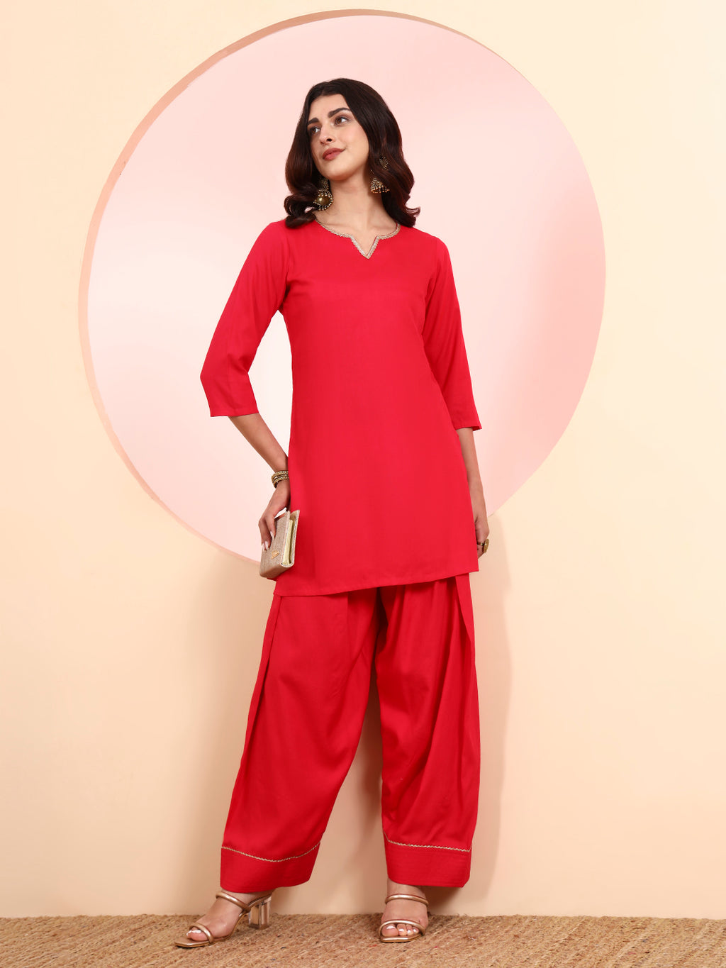 Kurta Set – Stylish & Comfortable