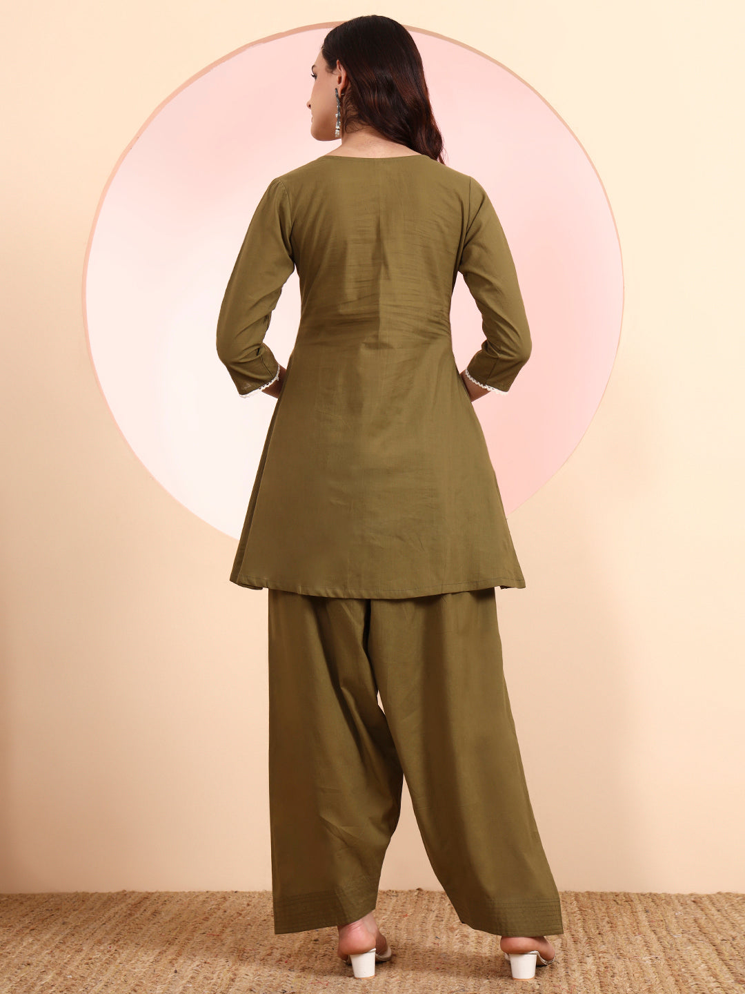 Cotton Solid Kurta & Pant Set – Elegant & Comfortable